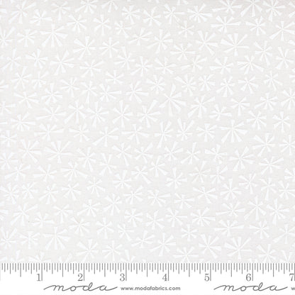Snow Time - Tinsel Blenders Winter White on White - 22507 21 by Me and My Sister Designs for Moda