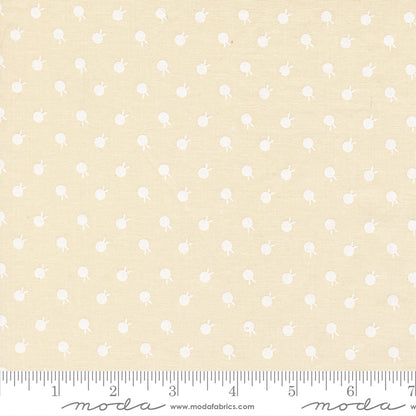 Petals and Polka Dots Berry Dots Lace White - 3086 31 - by Bunny Hill Designs for Moda