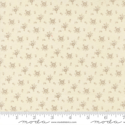 Ambiance Porcelain Silver Little Flower Small Floral - 44416 22 by 3 Sisters for Moda