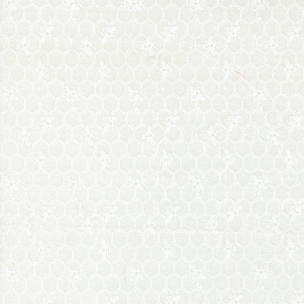 Wild Honey Honeycomb Novelty Bees Blender - Daisy White 5253 21 by Lella Boutique for Moda