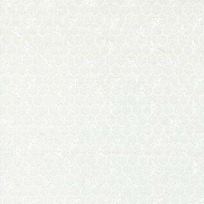 Wild Honey Honeycomb Novelty Bees Blender - Daisy White 5253 21 by Lella Boutique for Moda