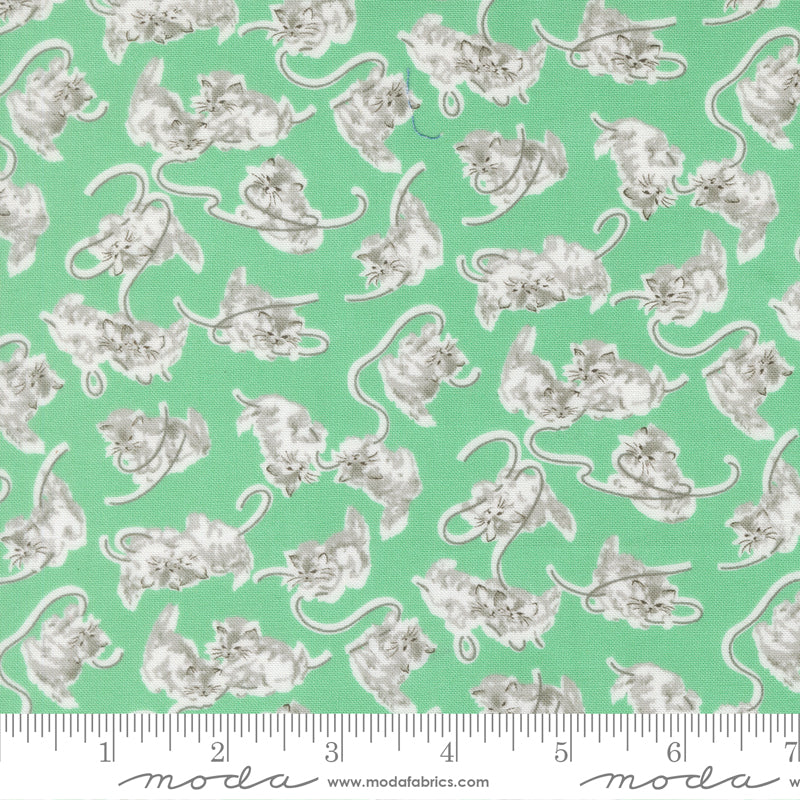 A Cat Named Stitch Green - 55341 19 - by Camille Roskelley for Moda