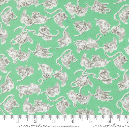 A Cat Named Stitch Green - 55341 19 - by Camille Roskelley for Moda